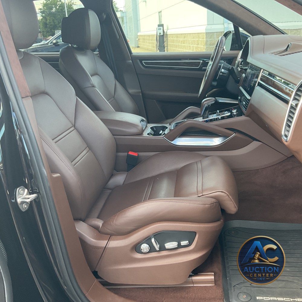 2020 Porsche Cayenne Turbo