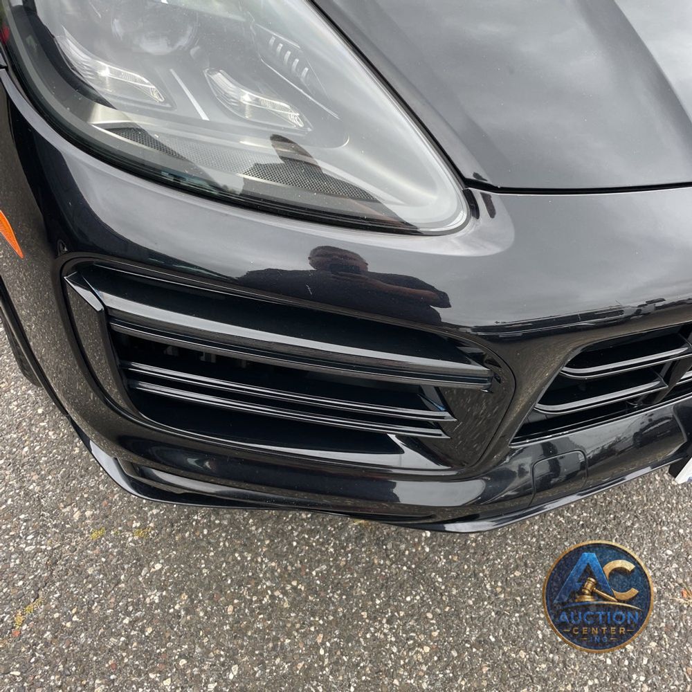 2021 Porsche Cayenne Turbo