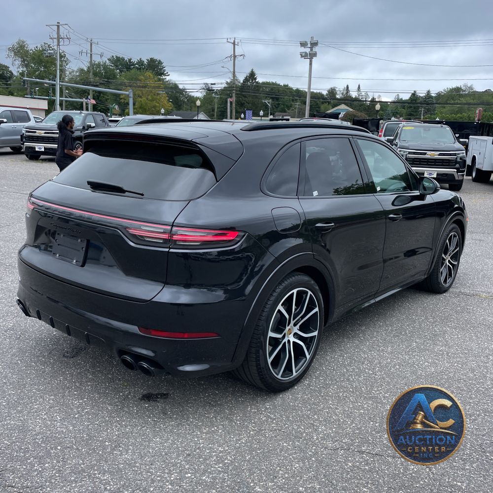 2021 Porsche Cayenne Turbo