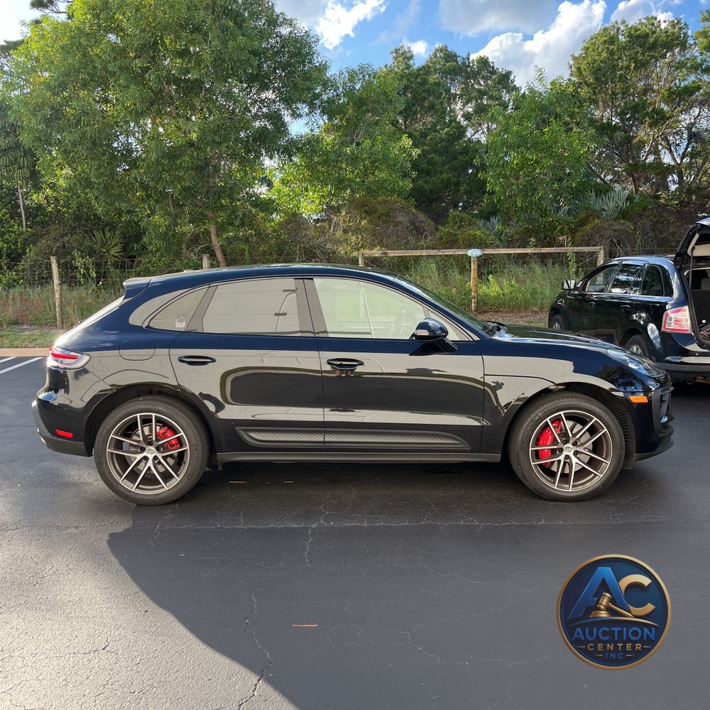 2022 Porsche Macan S