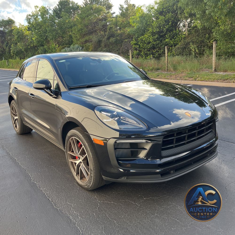 2022 Porsche Macan S