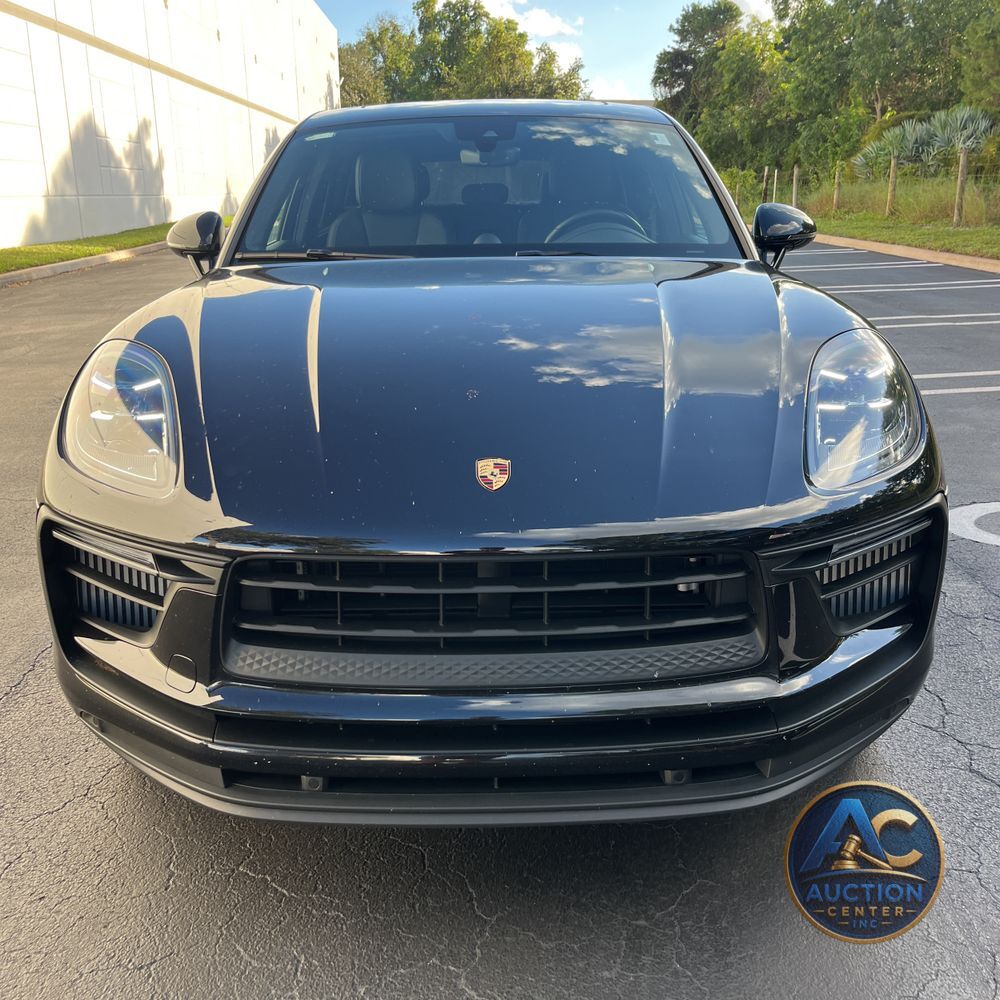 2022 Porsche Macan S