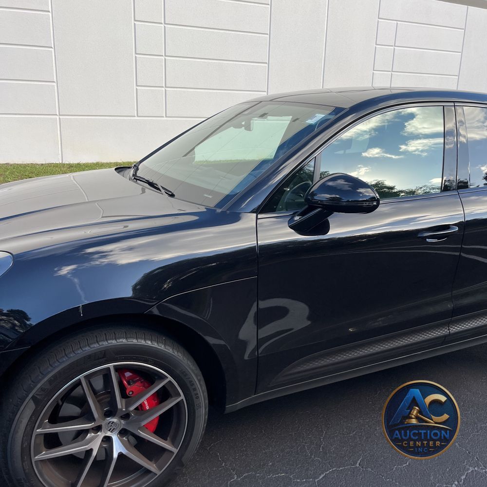 2022 Porsche Macan S