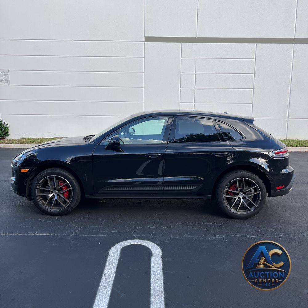 2022 Porsche Macan S