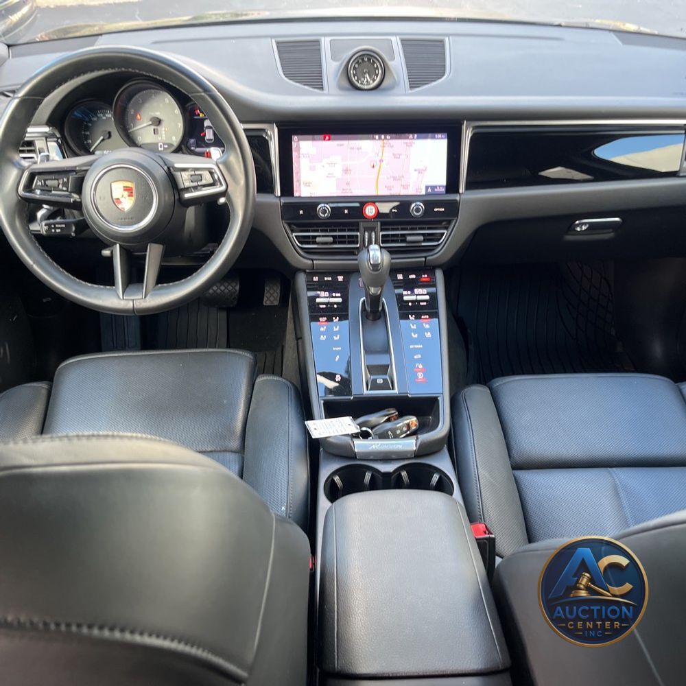 2022 Porsche Macan S