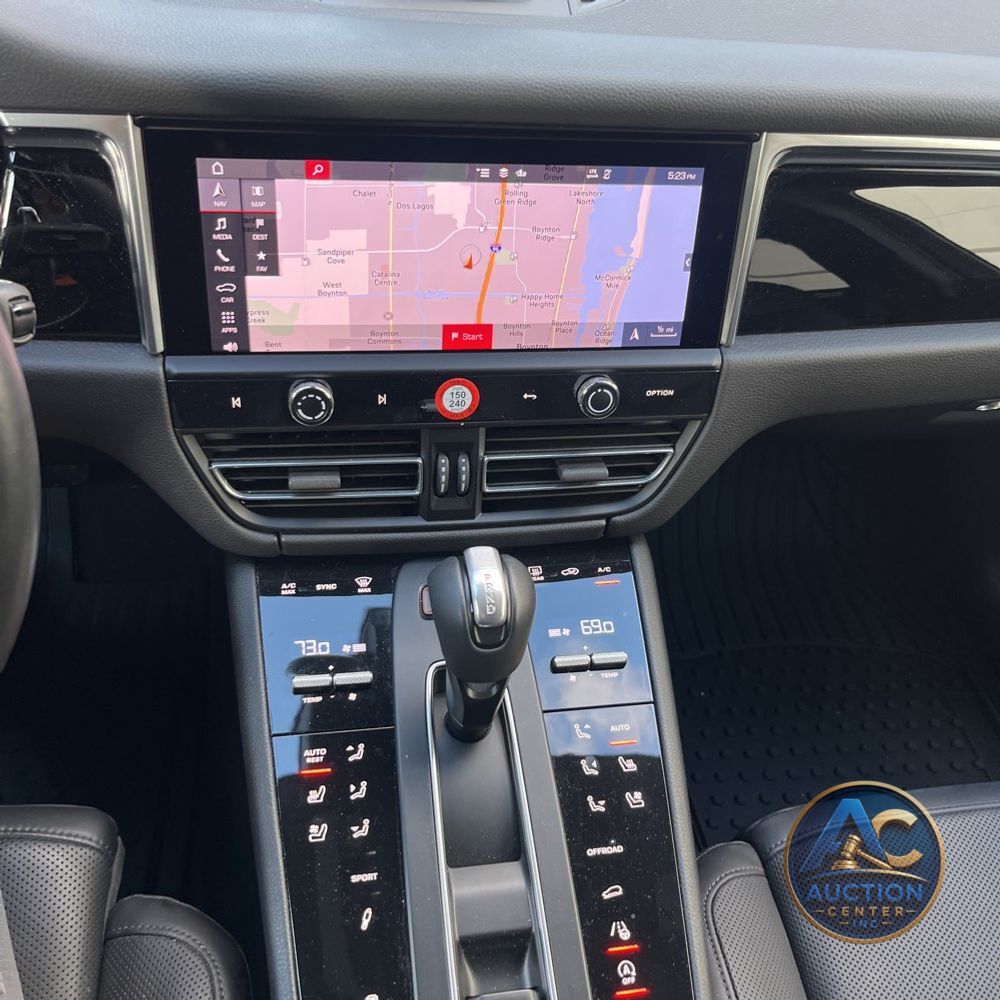2022 Porsche Macan S