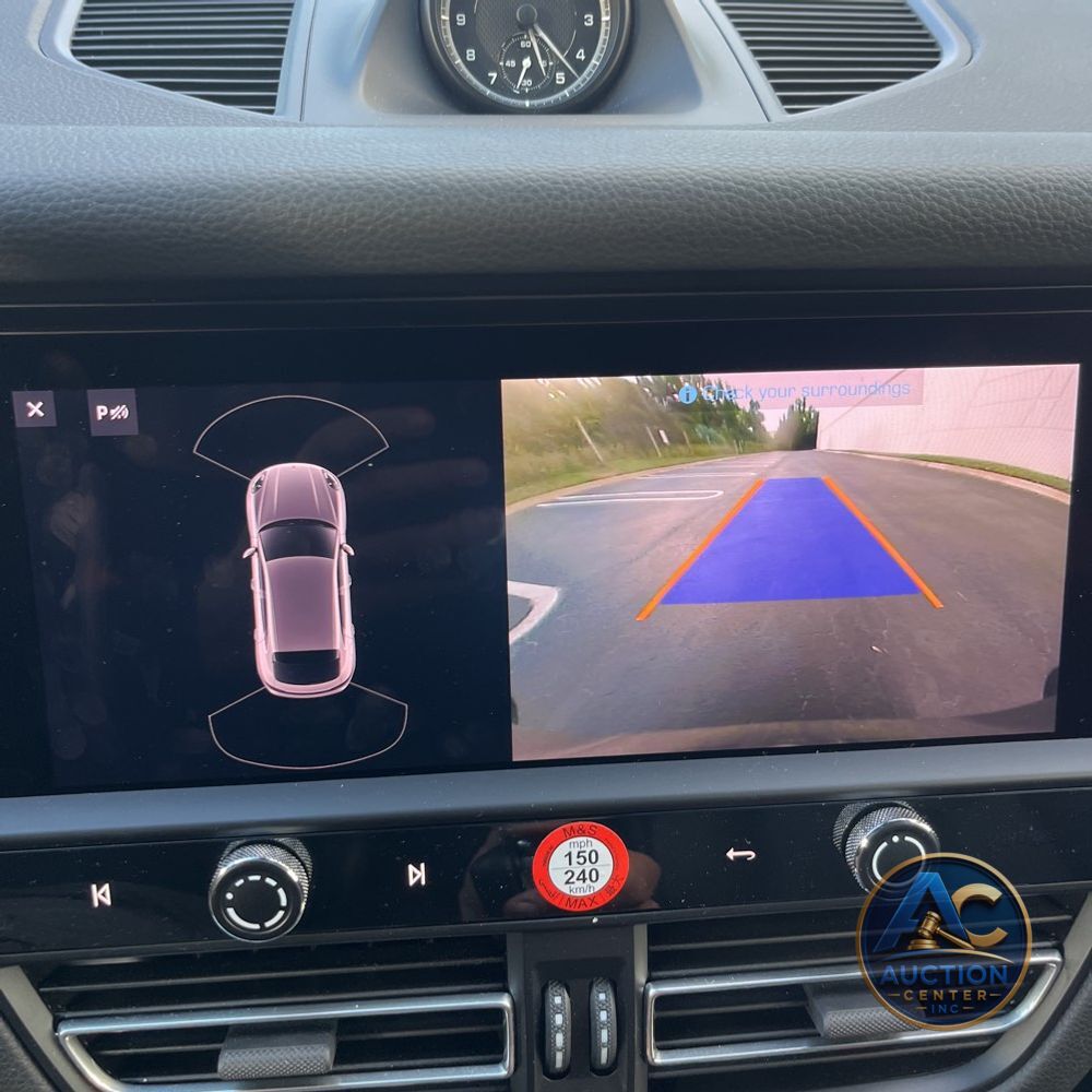 2022 Porsche Macan S