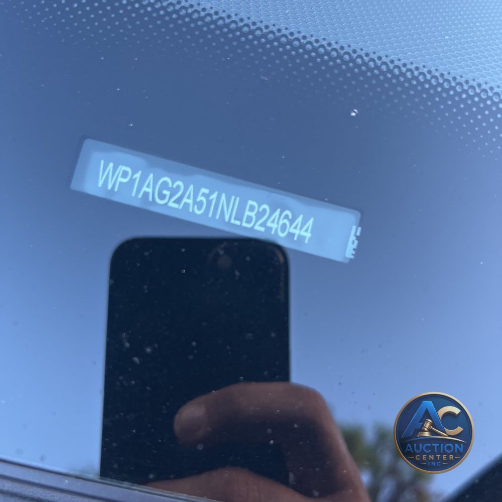 2022 Porsche Macan S
