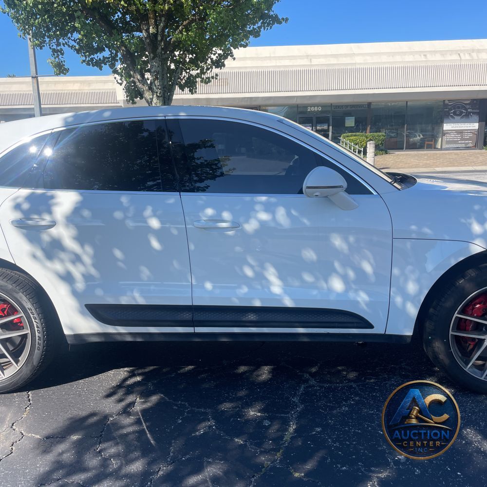 2022 Porsche Macan S