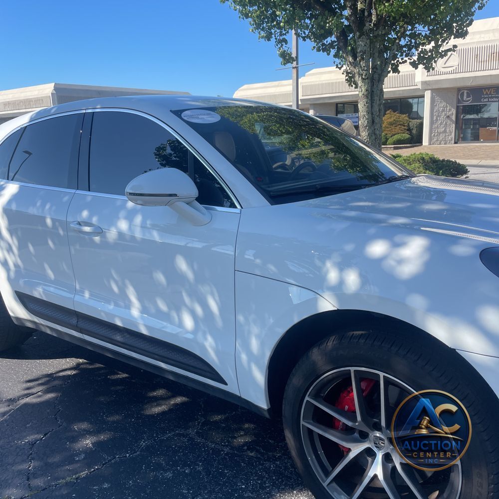 2022 Porsche Macan S