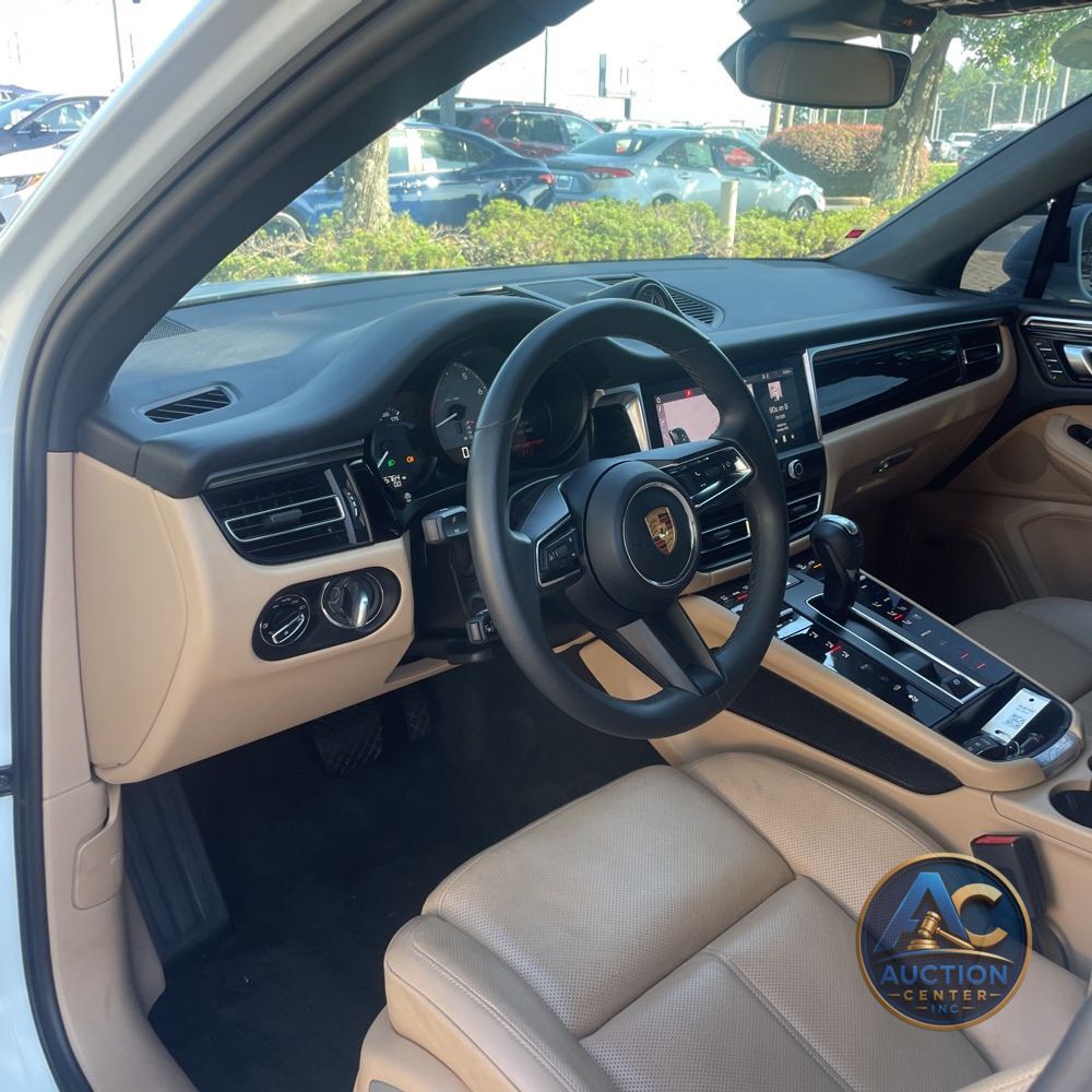 2022 Porsche Macan S