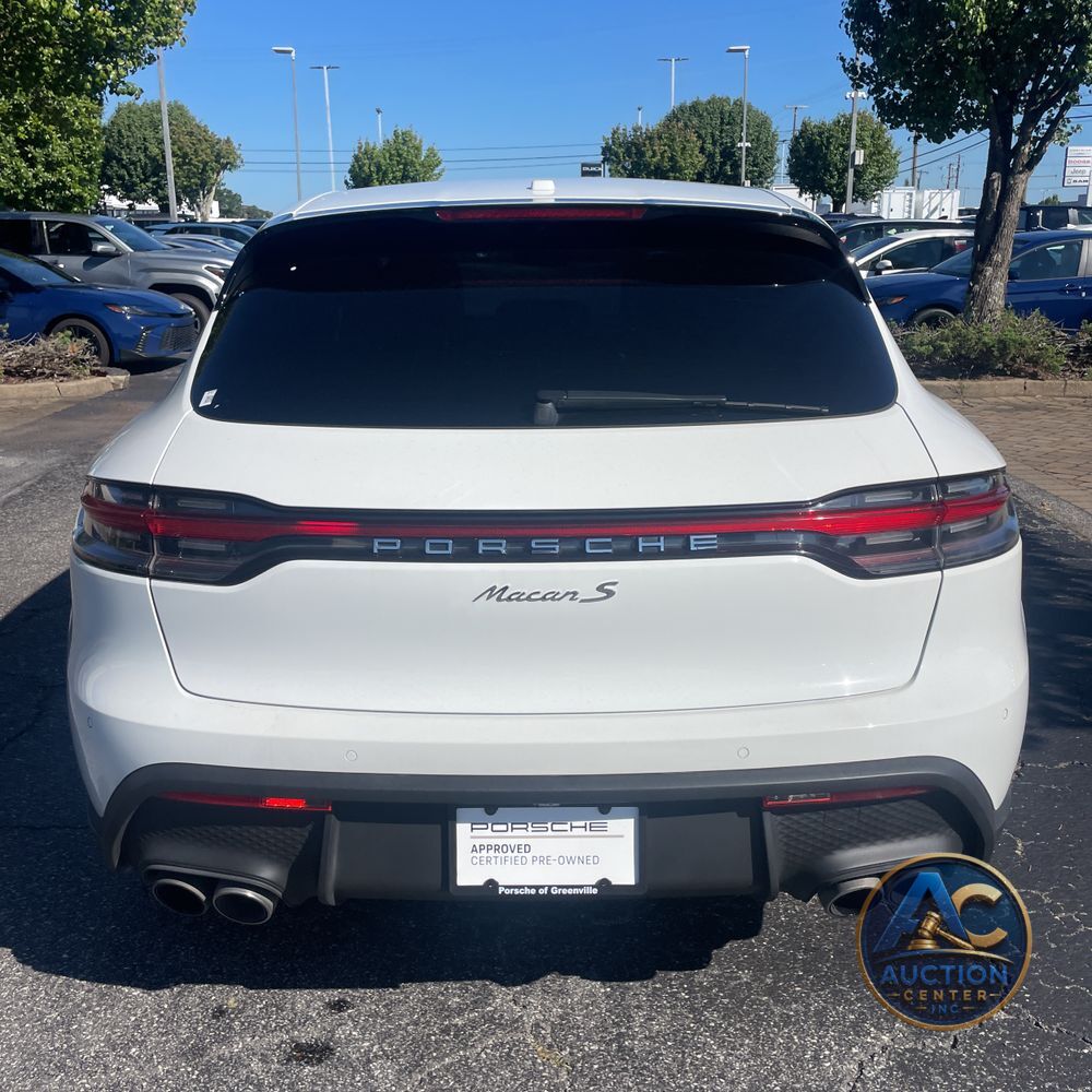 2022 Porsche Macan S