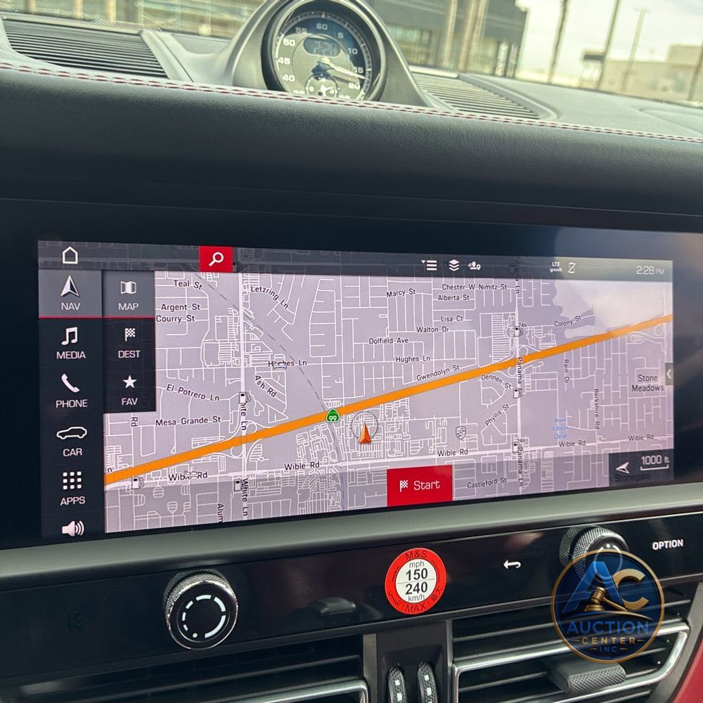 2022 Porsche Macan S