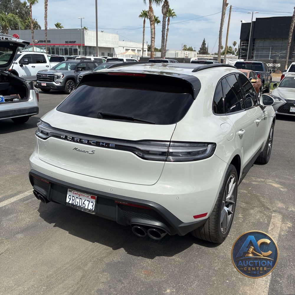 2022 Porsche Macan S