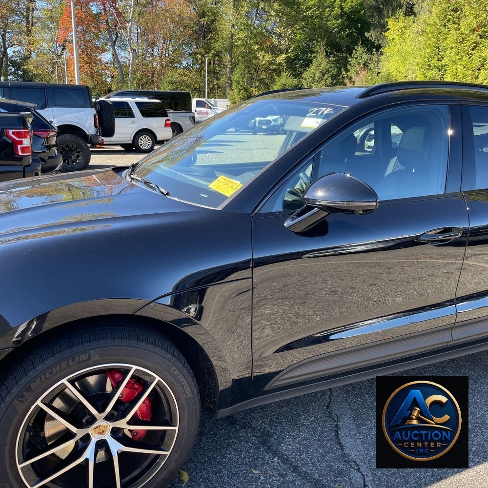 2023 Porsche Macan S