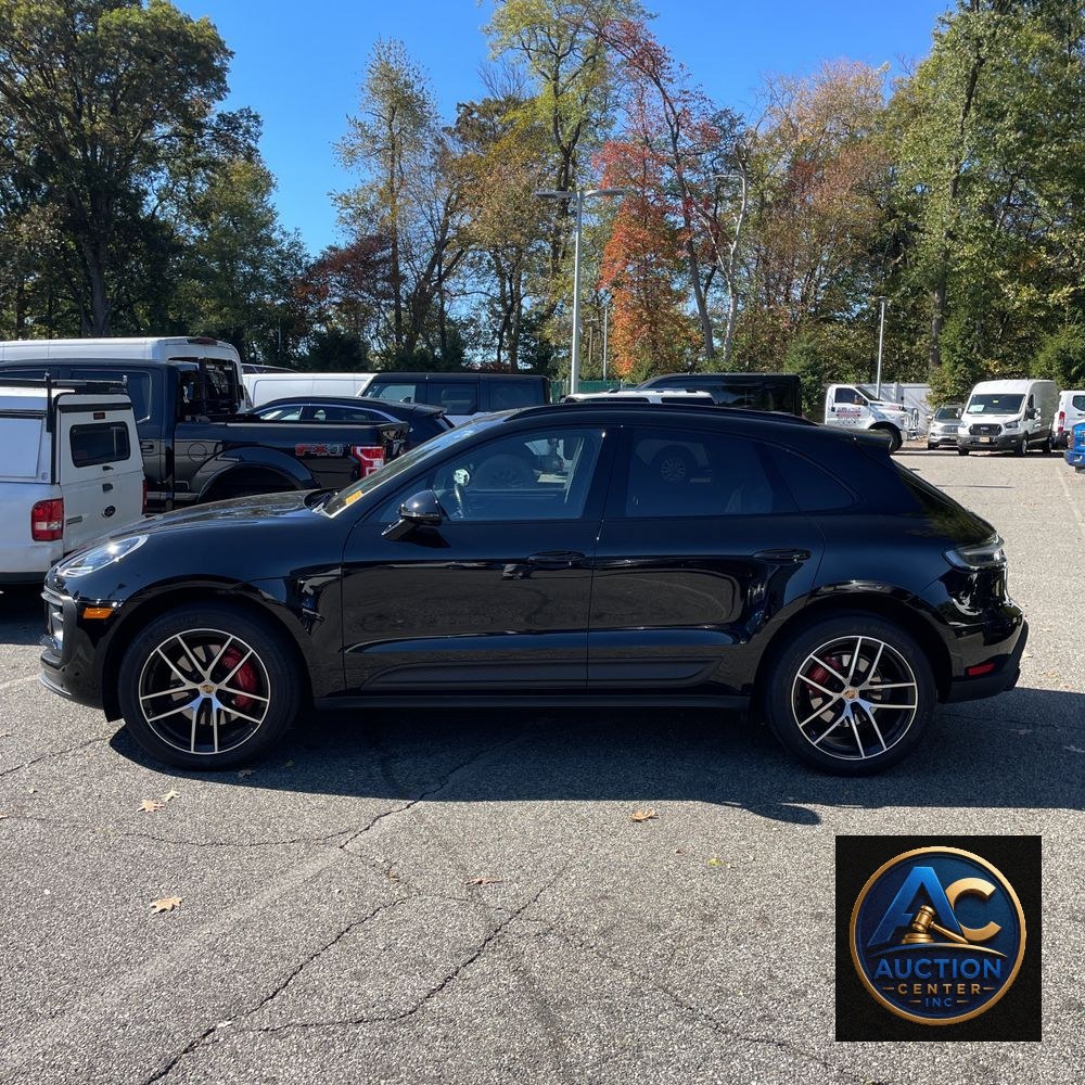 2023 Porsche Macan S