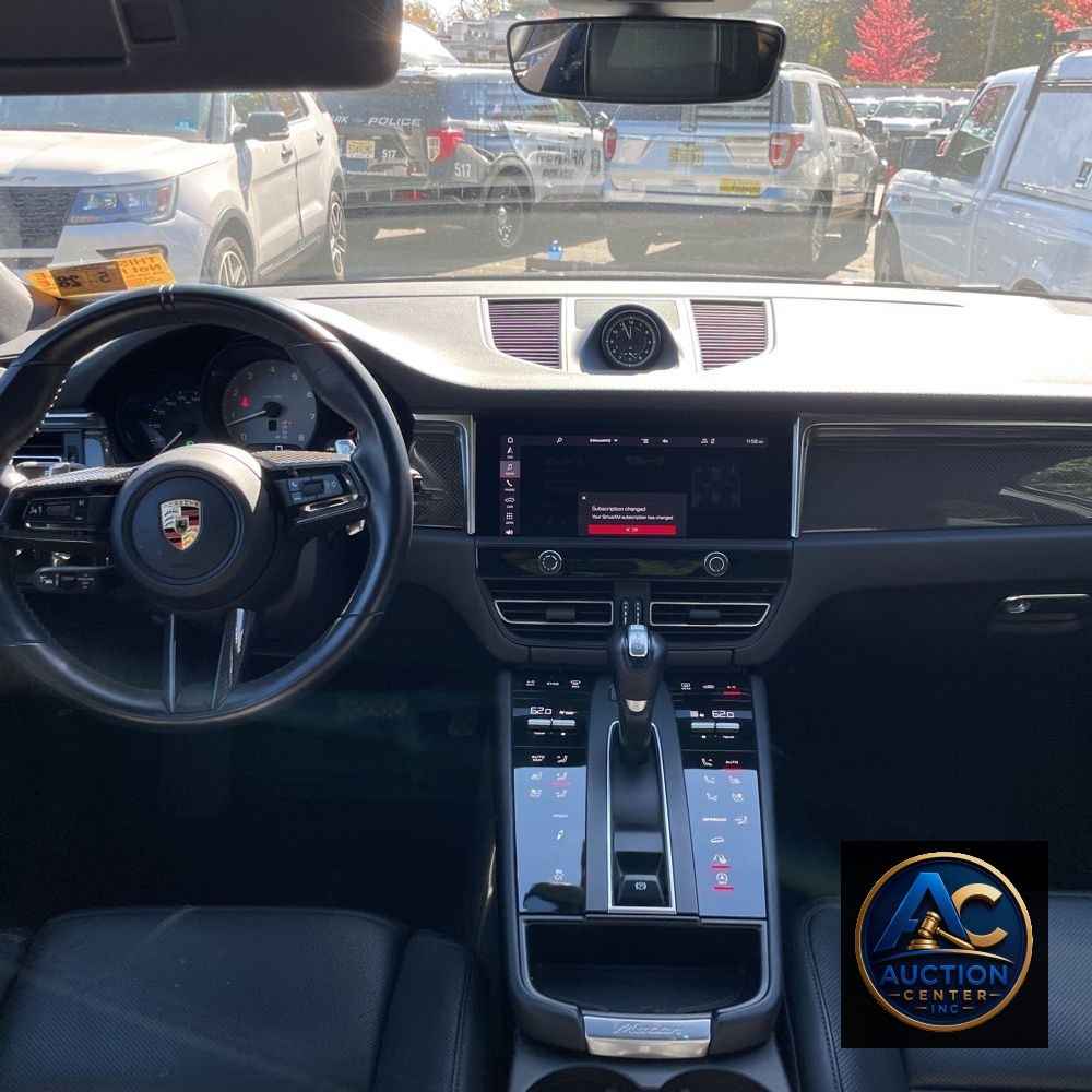2023 Porsche Macan S