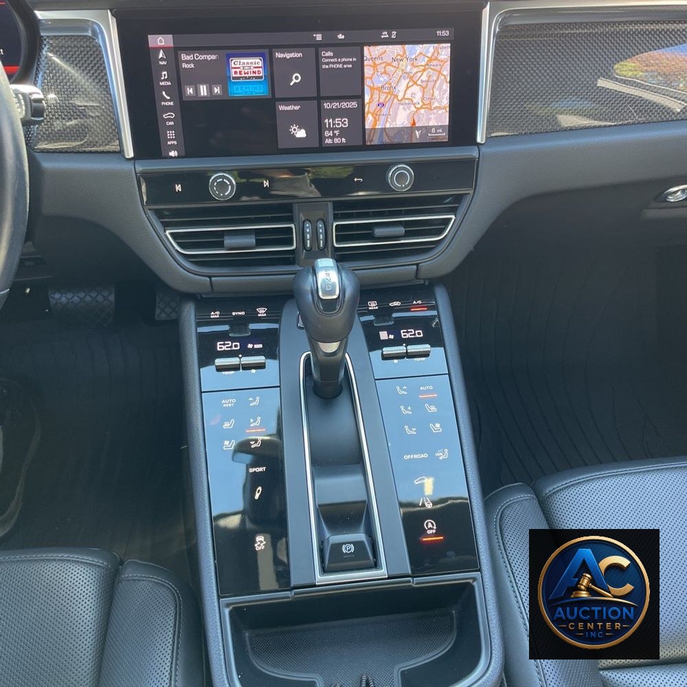 2023 Porsche Macan S