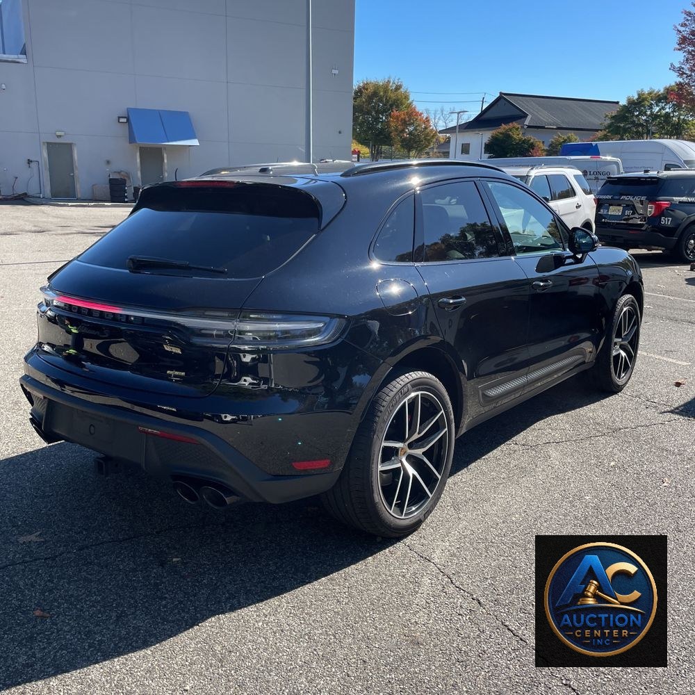 2023 Porsche Macan S