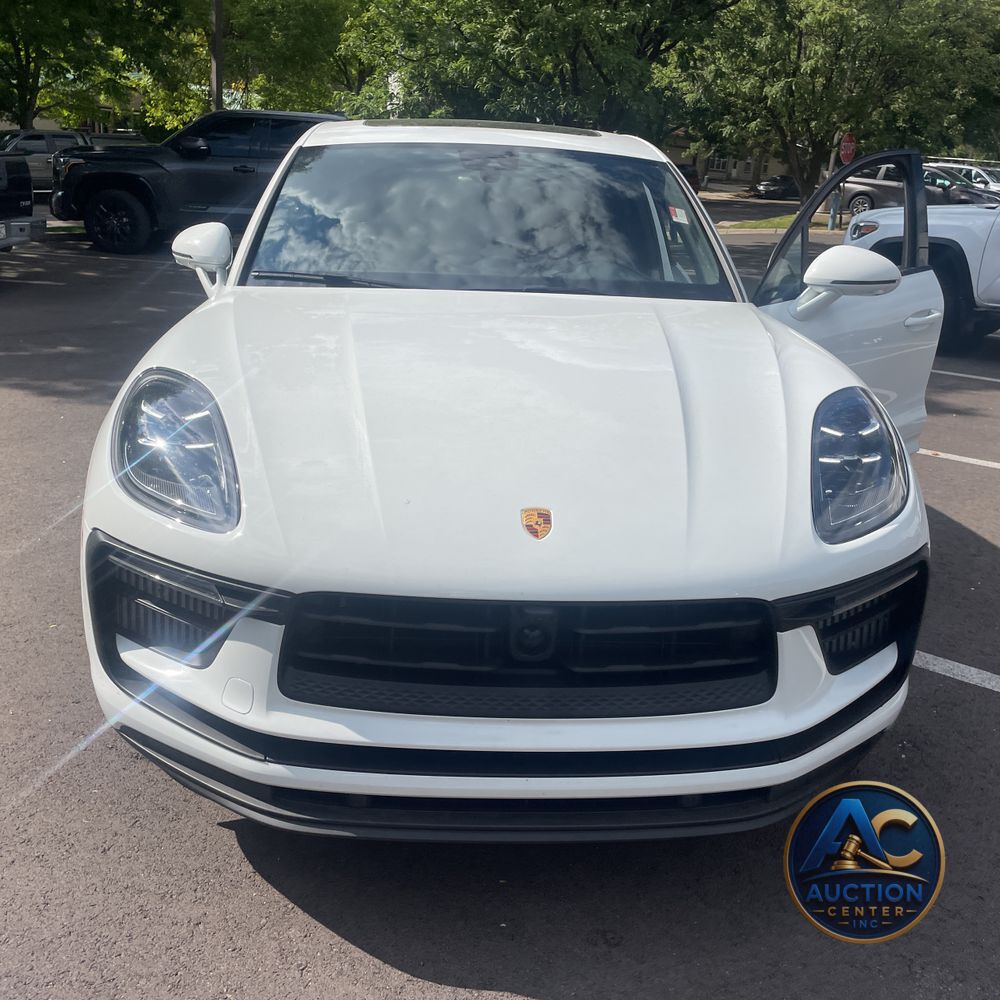 2023 Porsche Macan S