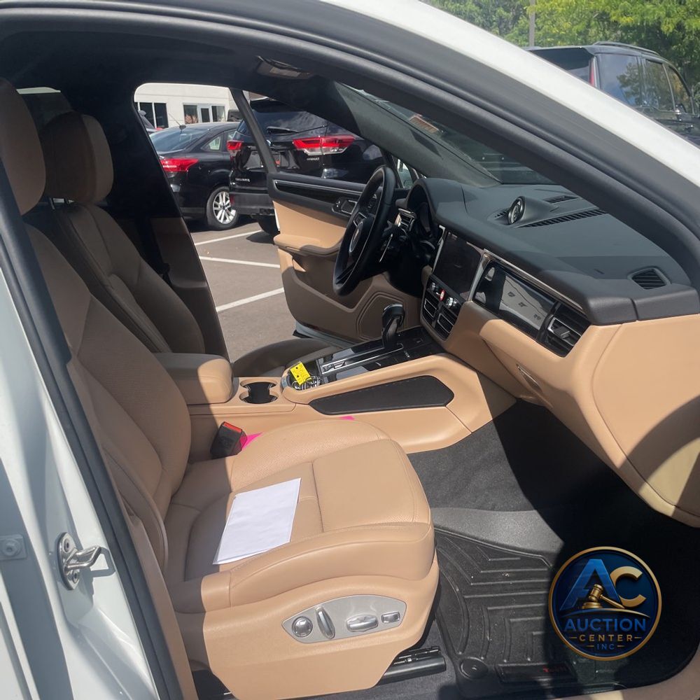 2023 Porsche Macan S