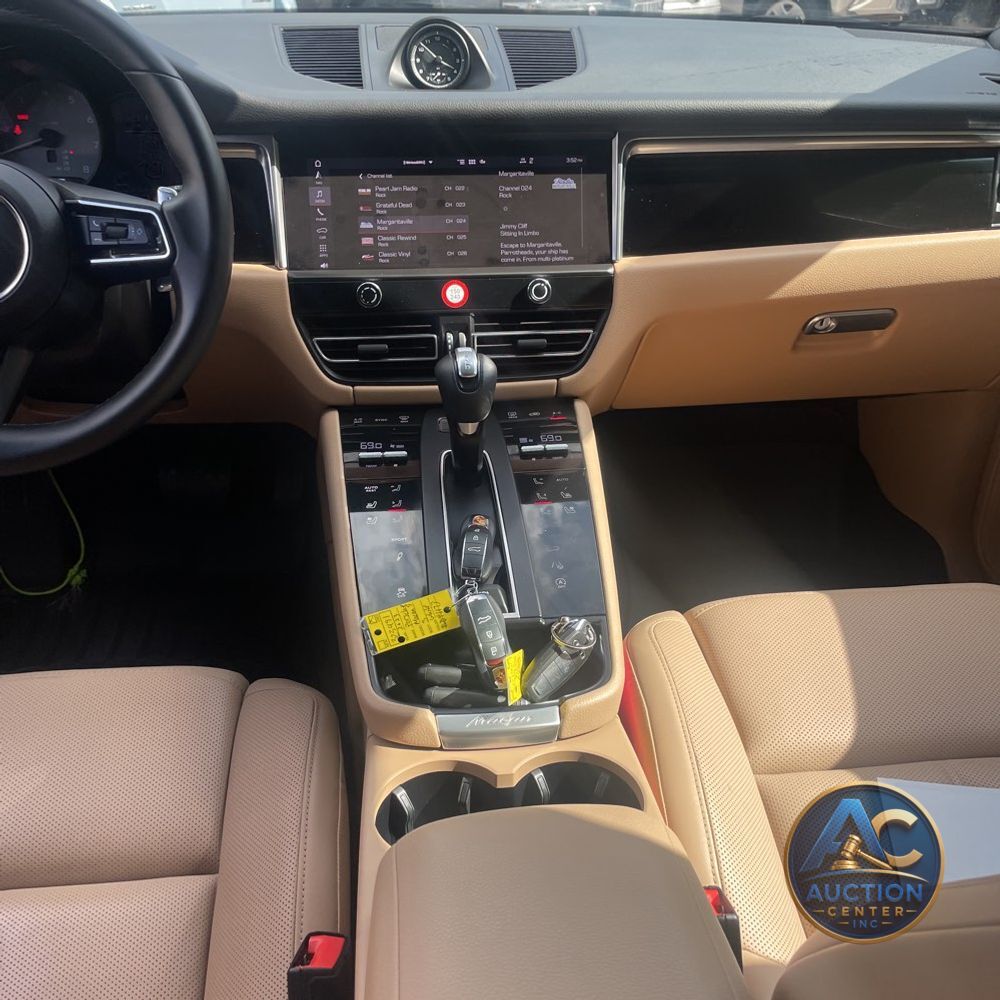 2023 Porsche Macan S