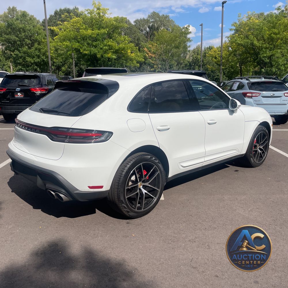 2023 Porsche Macan S