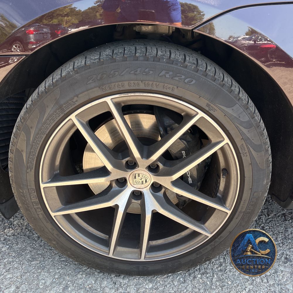 2023 Porsche Macan S