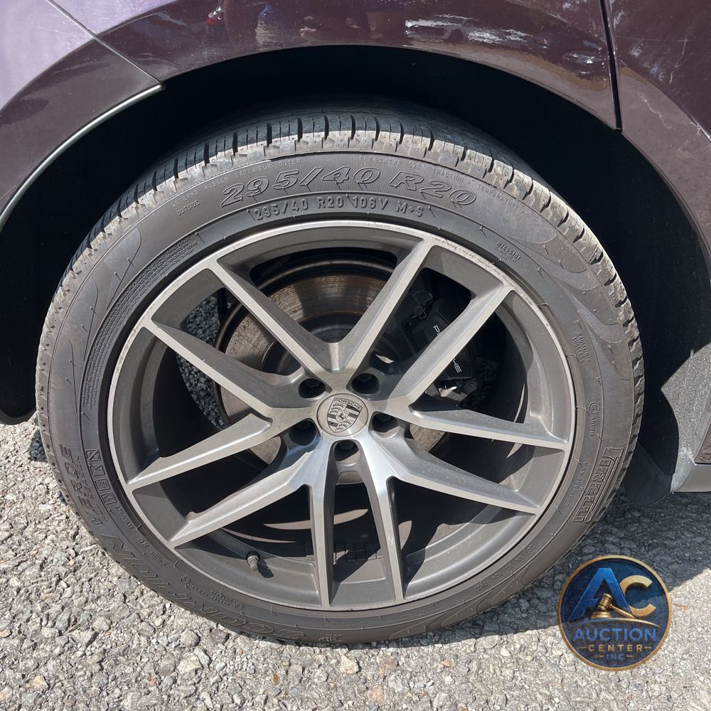 2023 Porsche Macan S