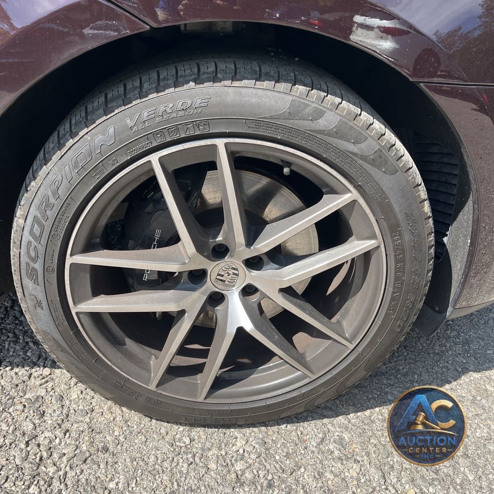 2023 Porsche Macan S