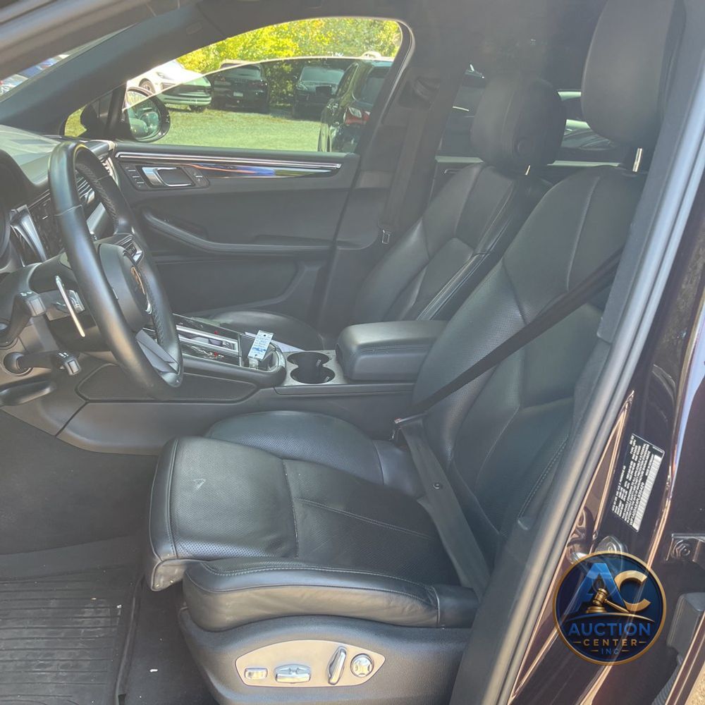 2023 Porsche Macan S