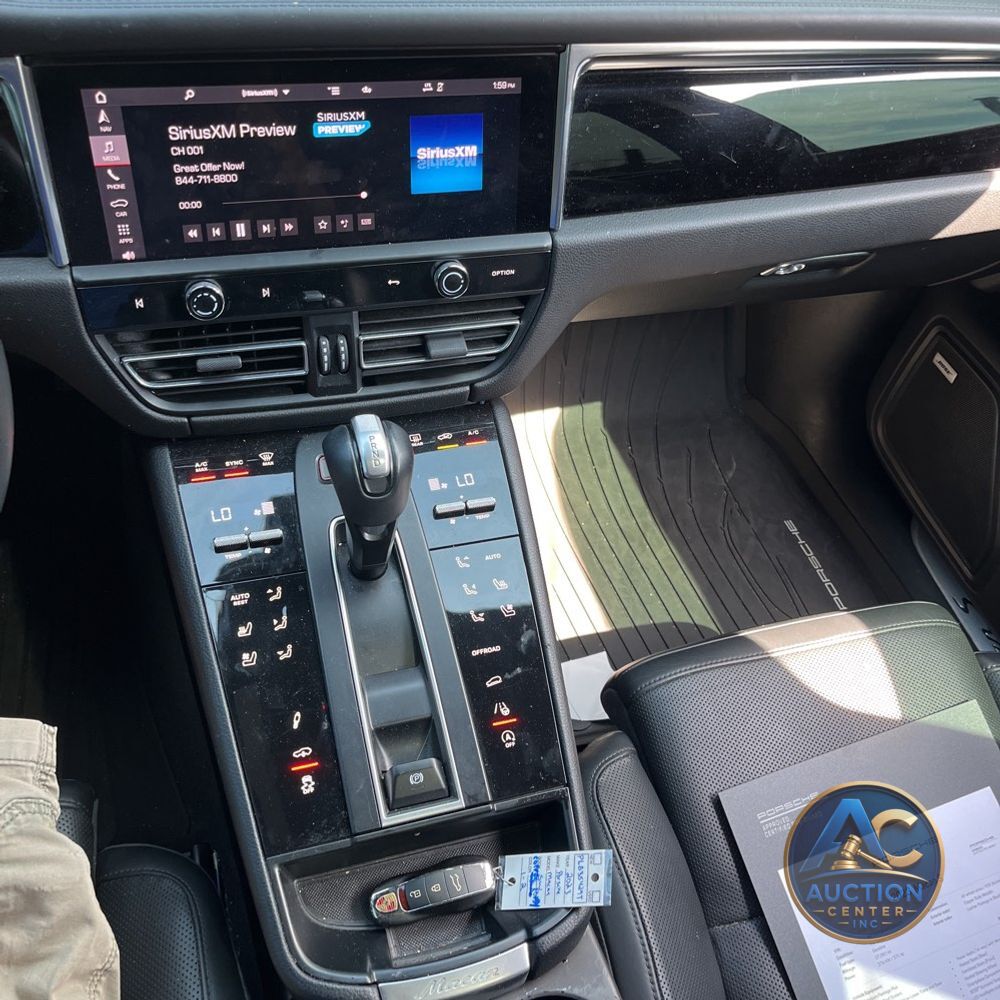 2023 Porsche Macan S