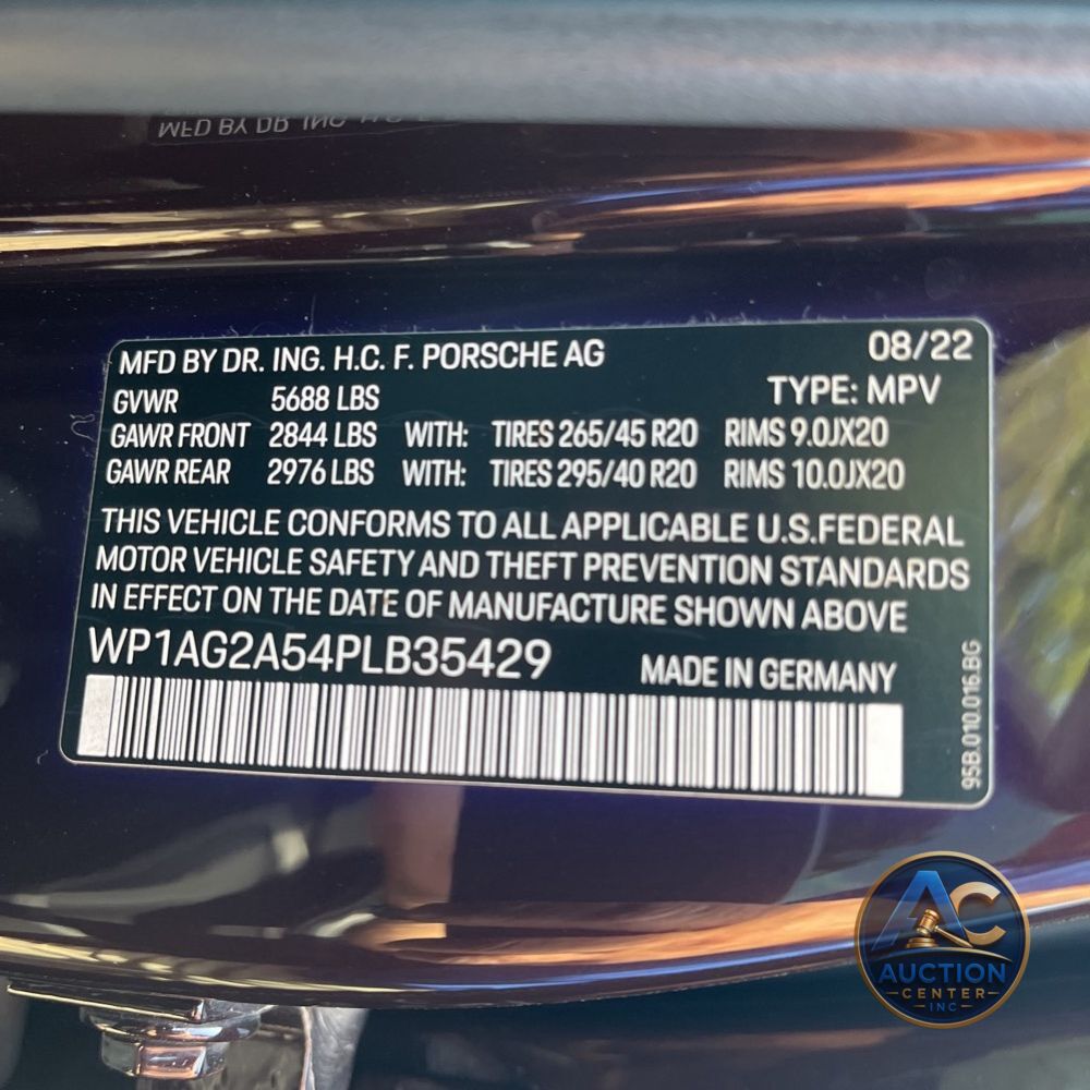 2023 Porsche Macan S