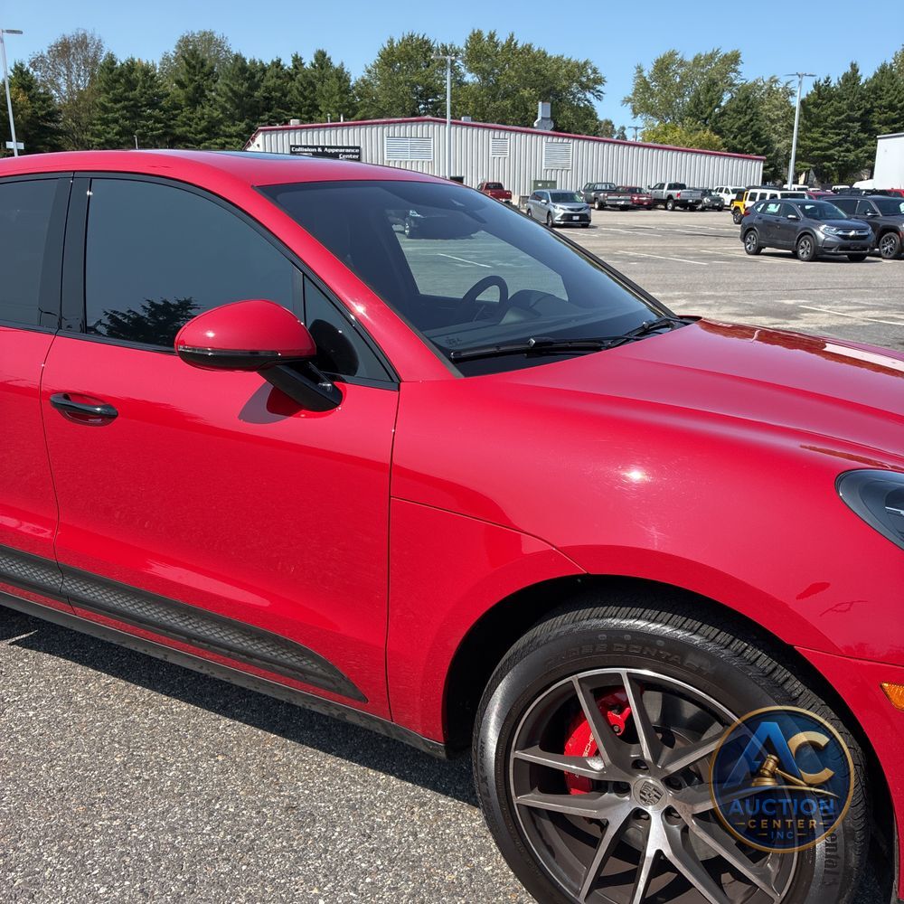 2022 Porsche Macan S
