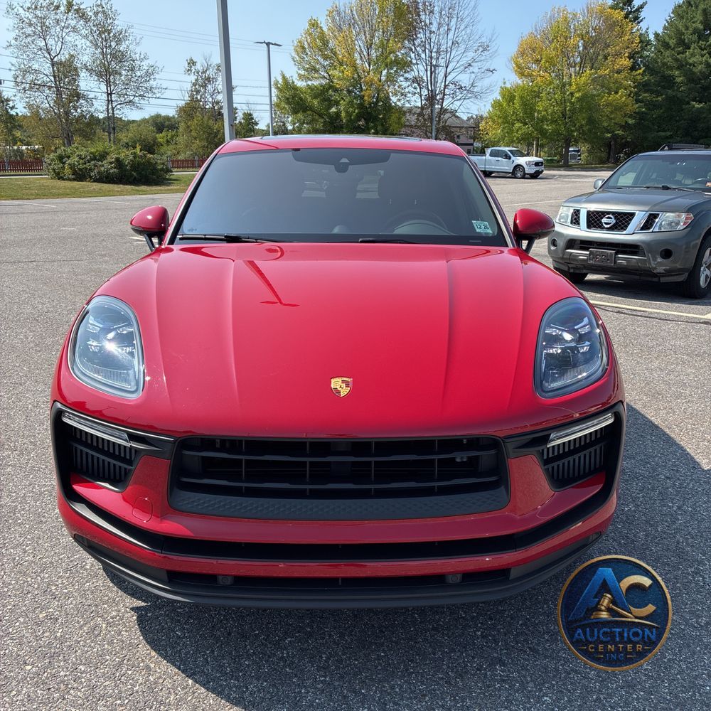 2022 Porsche Macan S