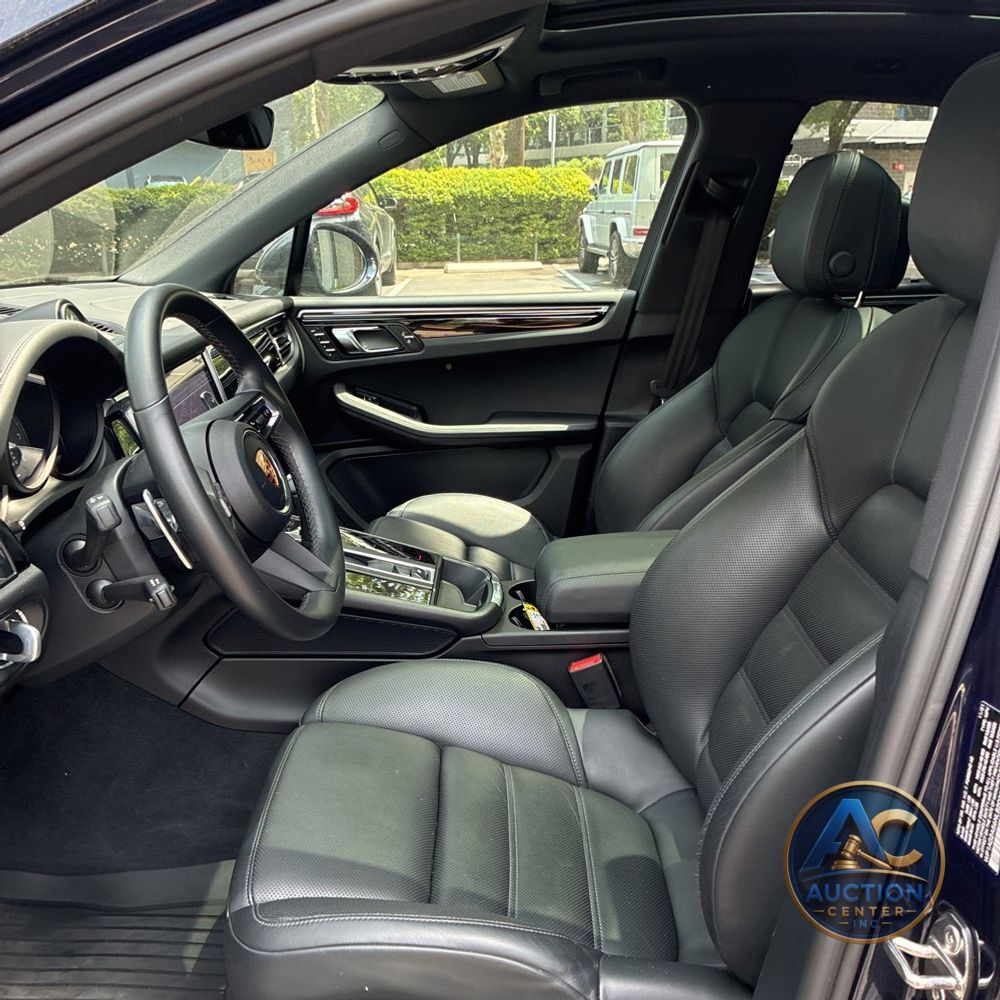 2022 Porsche Macan S