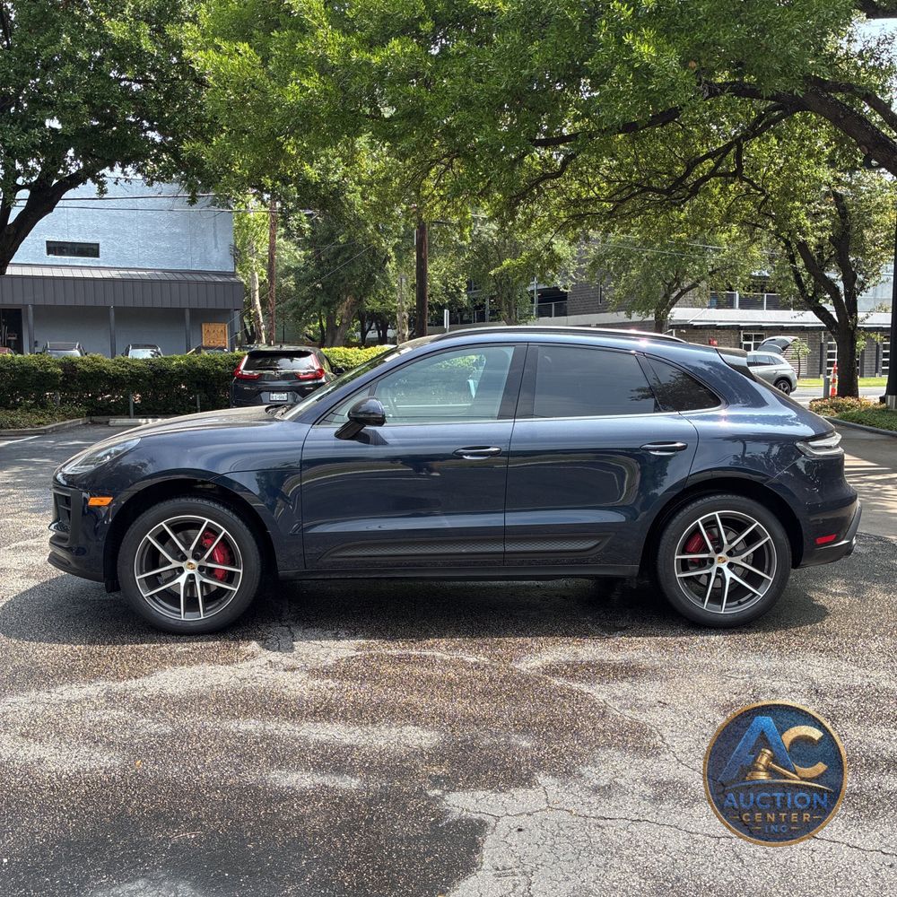 2022 Porsche Macan S