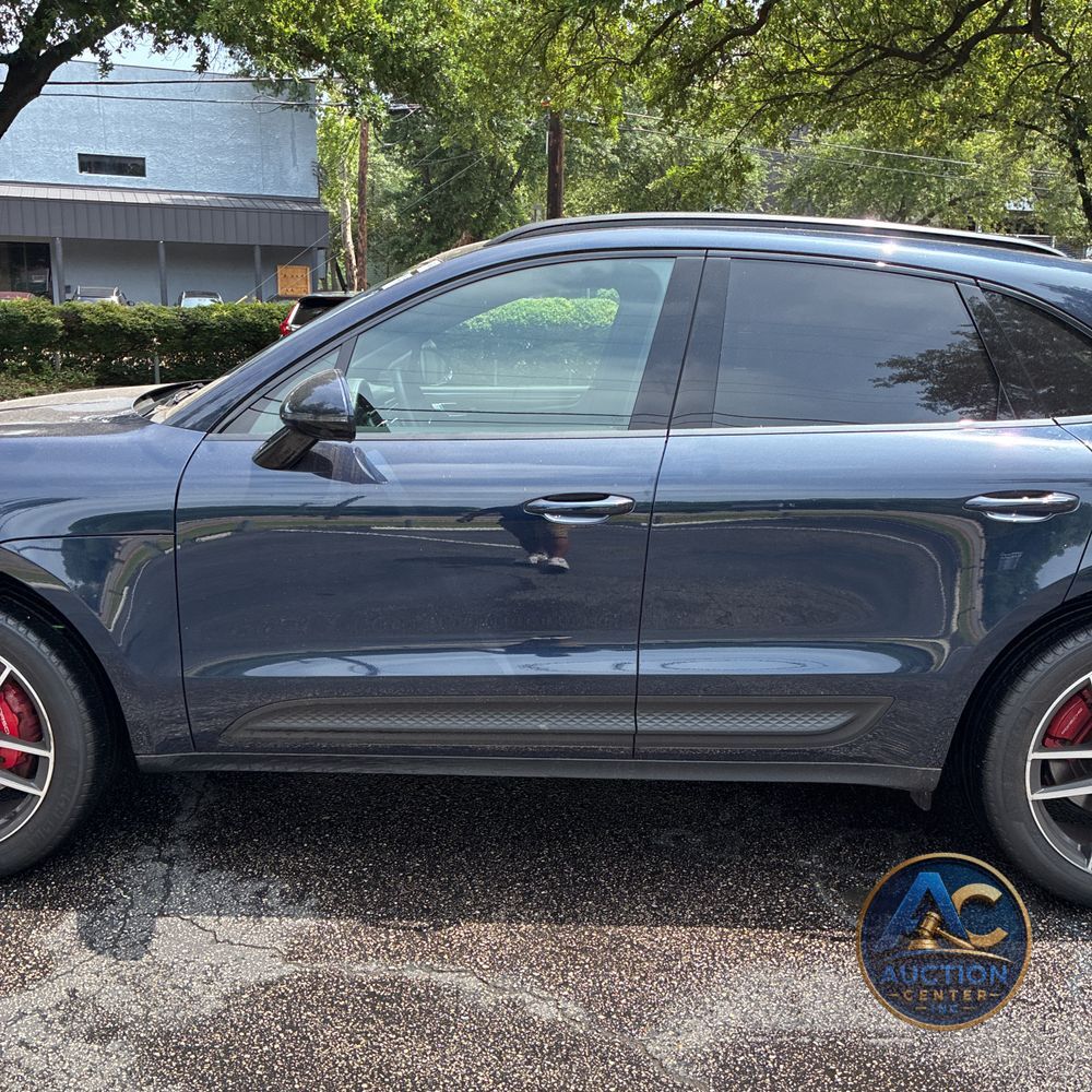 2022 Porsche Macan S