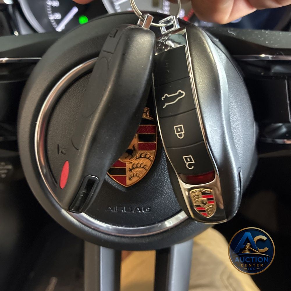 2022 Porsche Macan S
