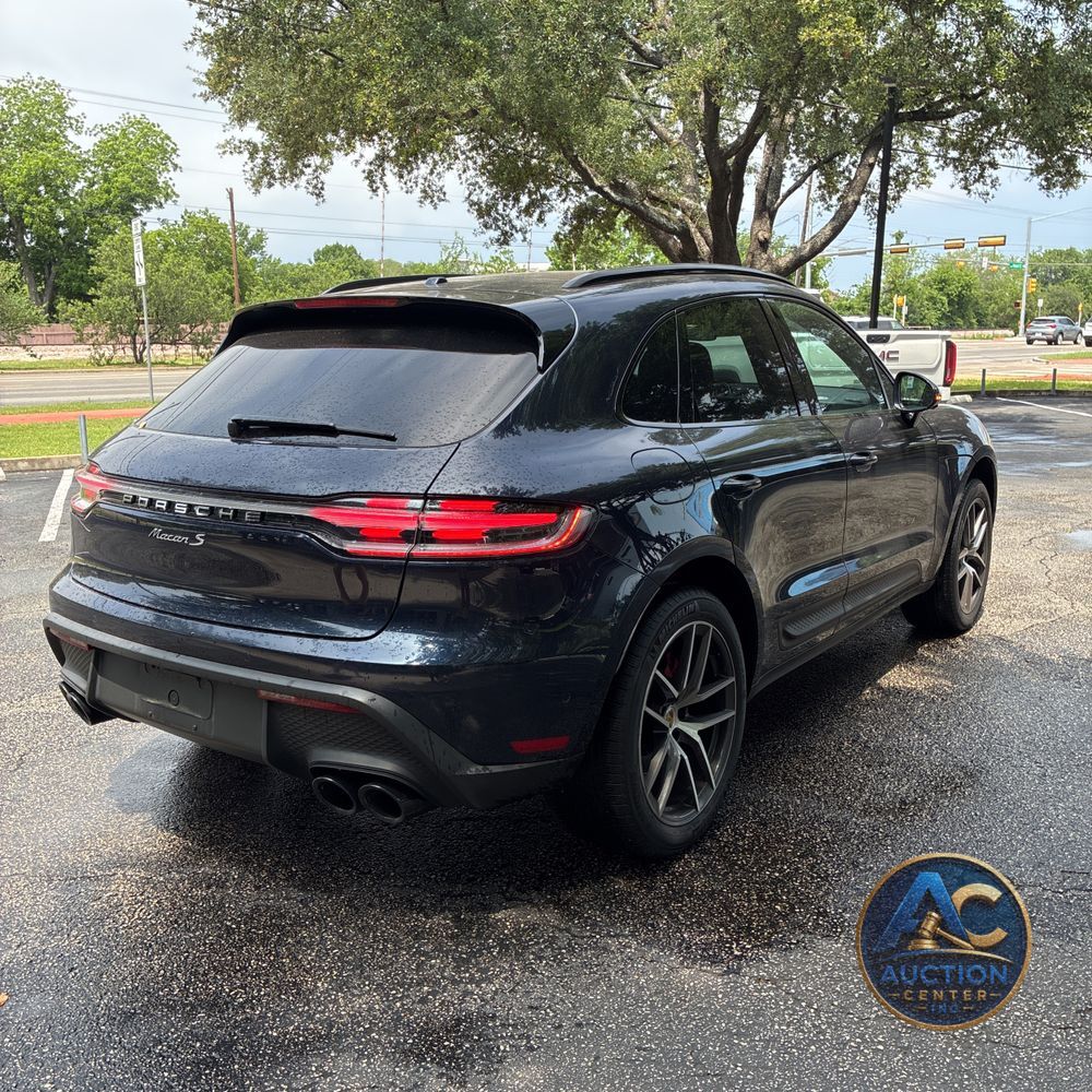 2022 Porsche Macan S