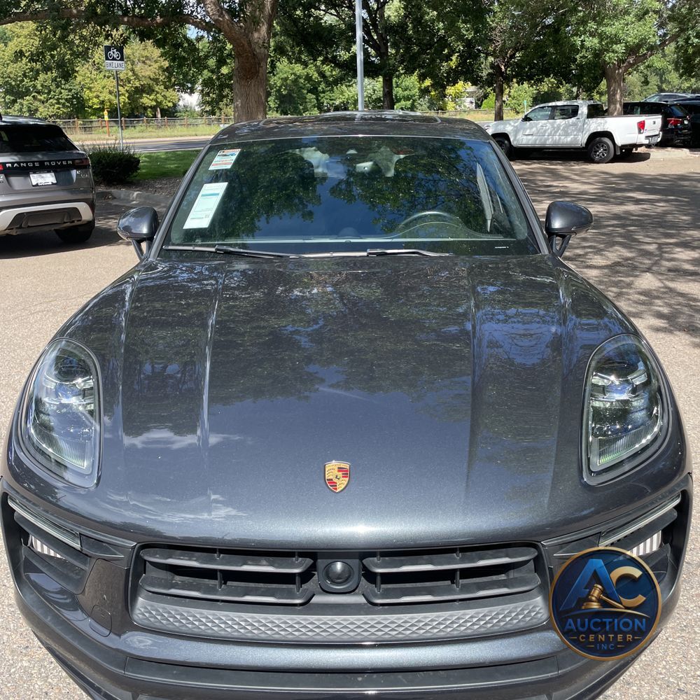 2022 Porsche Macan S