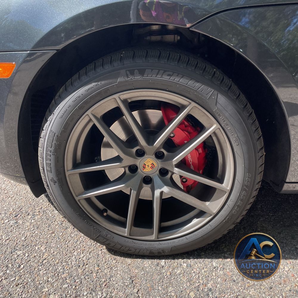 2022 Porsche Macan S
