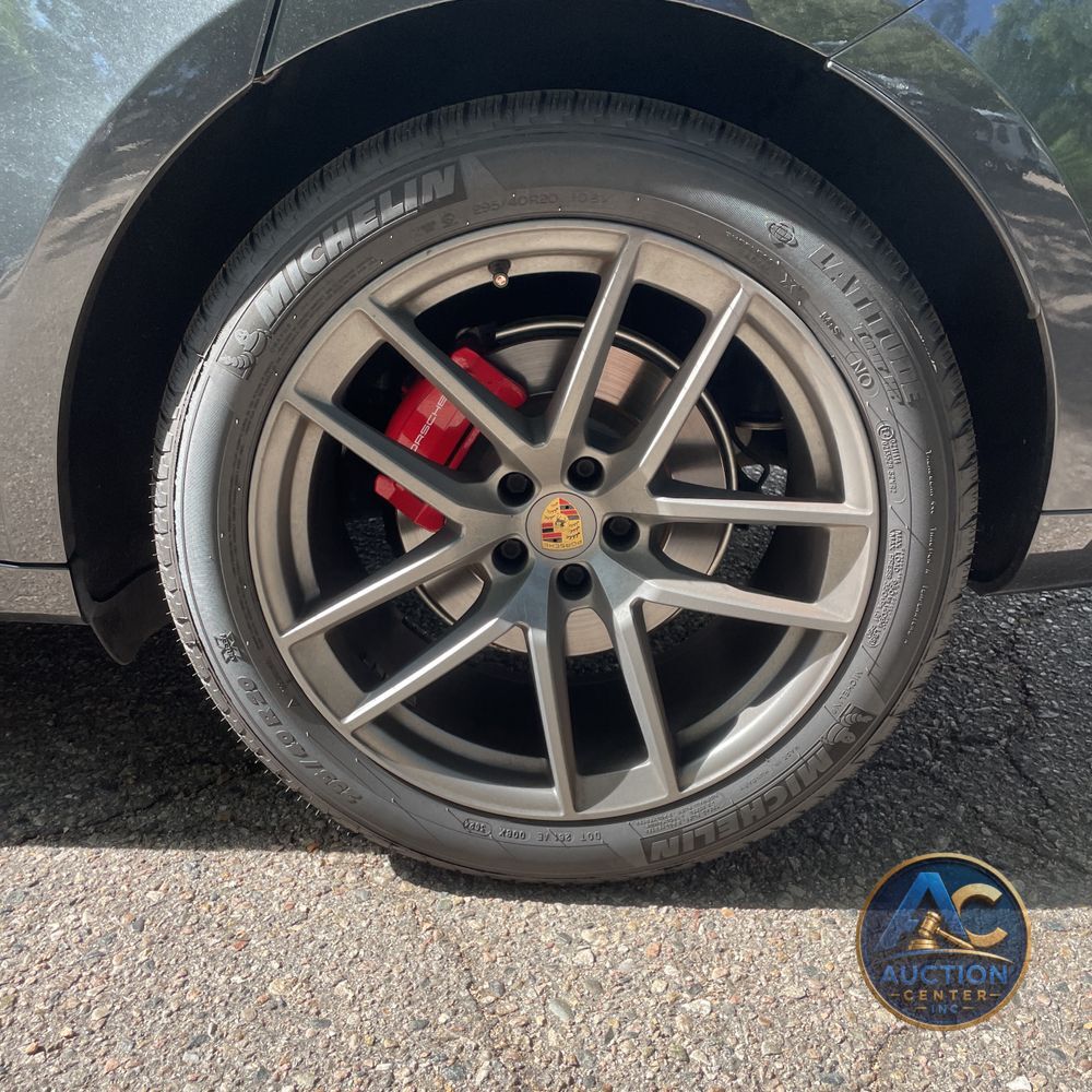 2022 Porsche Macan S