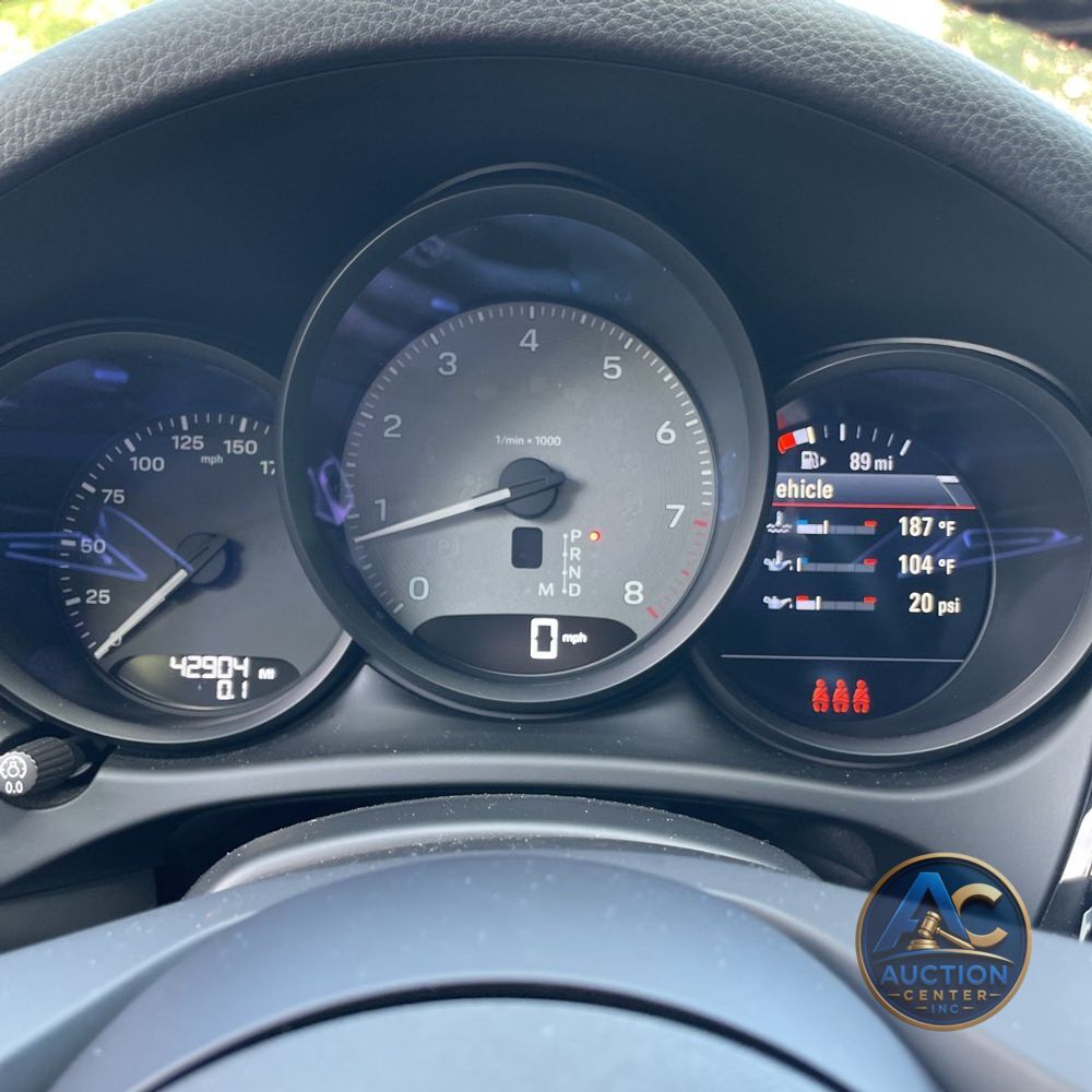 2022 Porsche Macan S