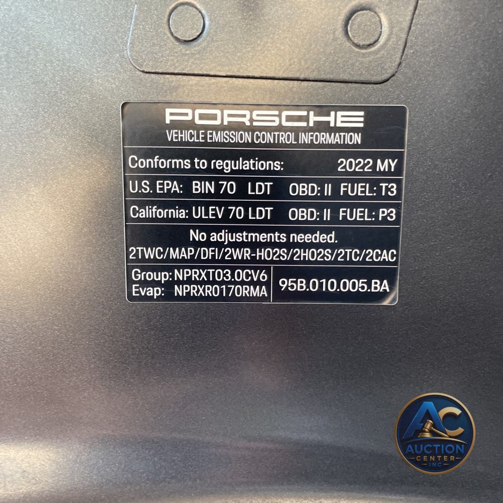 2022 Porsche Macan S
