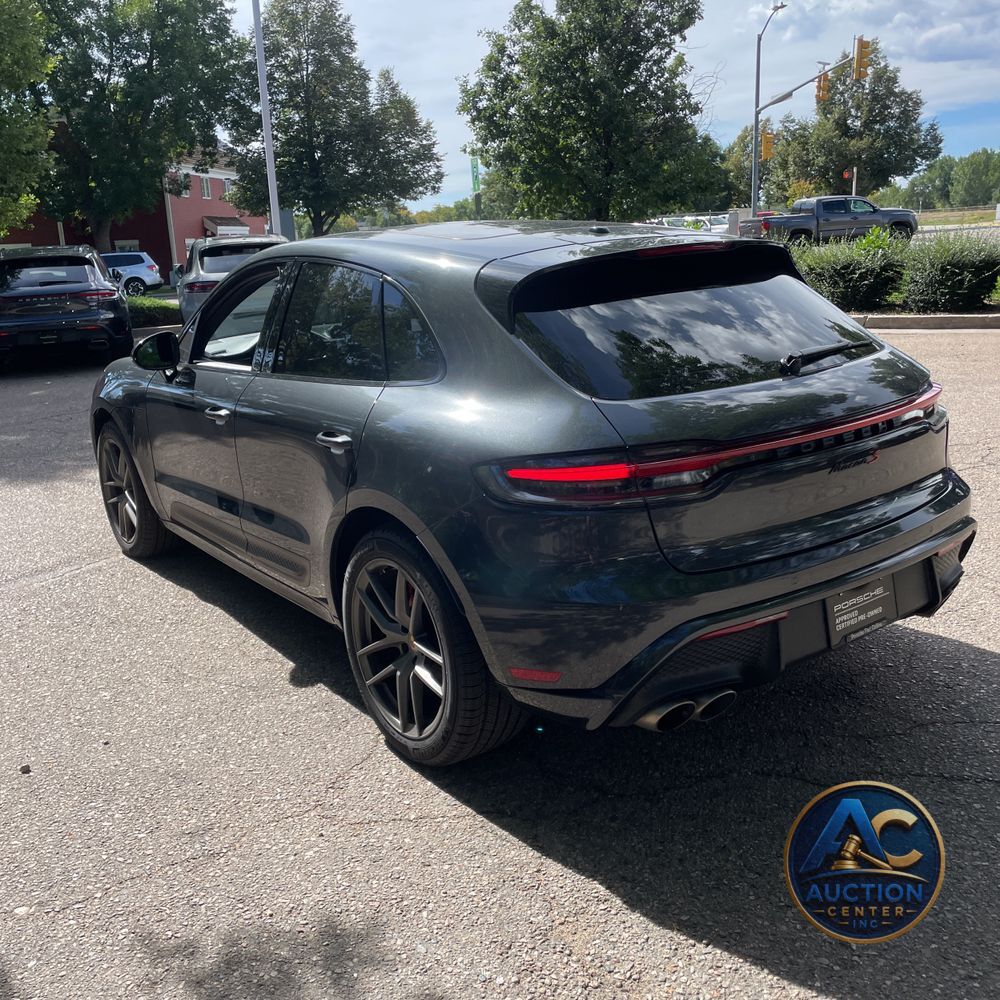 2022 Porsche Macan S