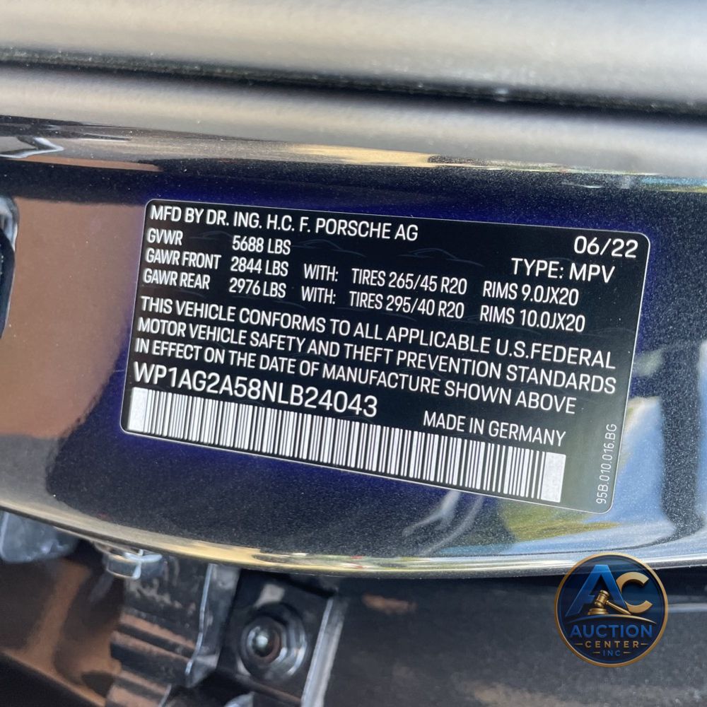 2022 Porsche Macan S