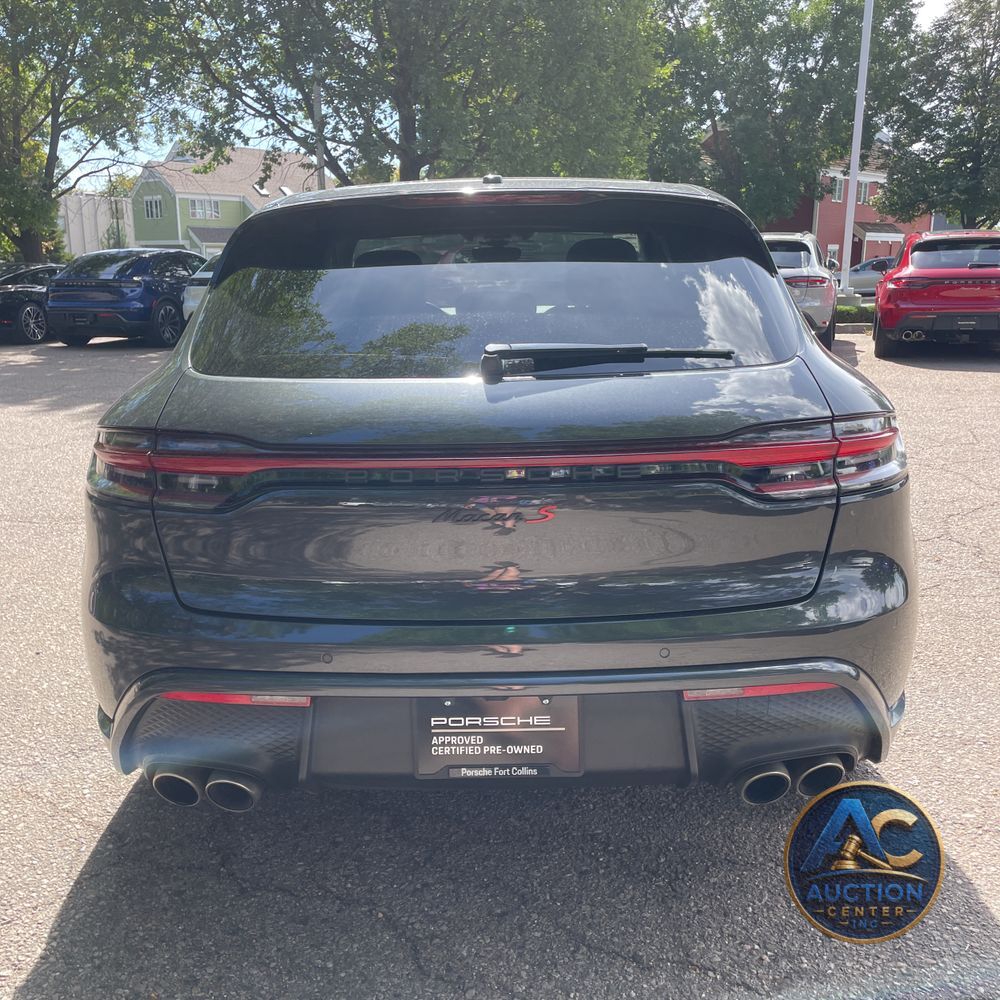 2022 Porsche Macan S