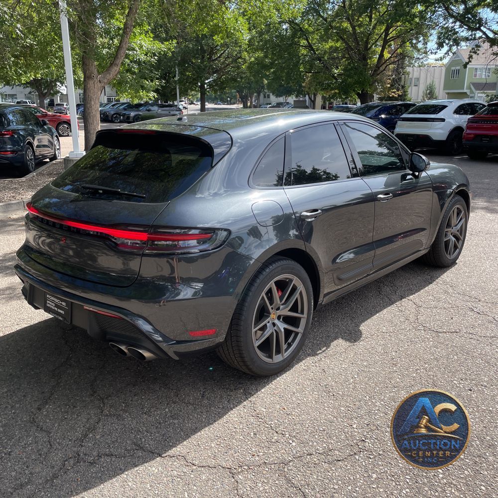 2022 Porsche Macan S