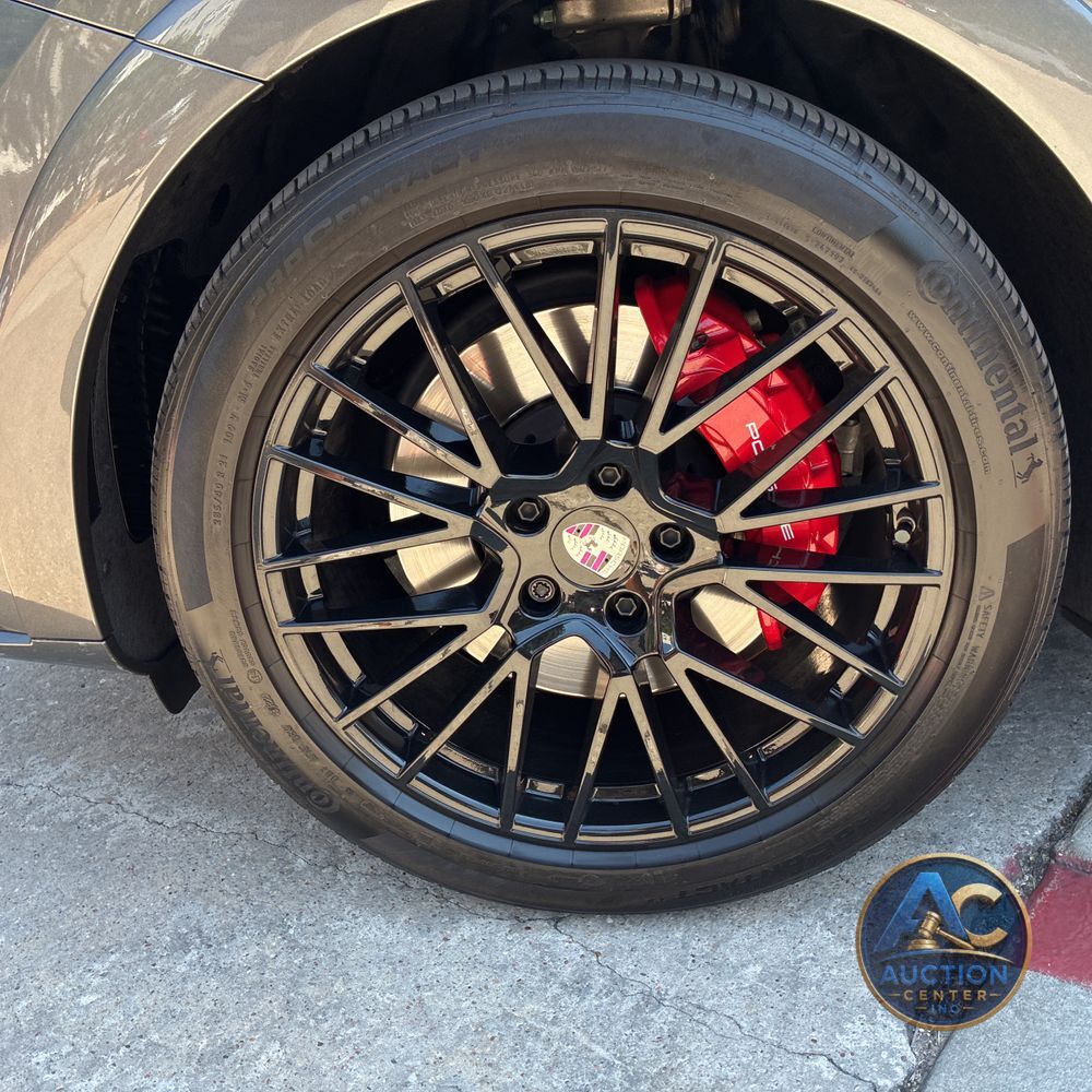 2023 Porsche Cayenne GTS